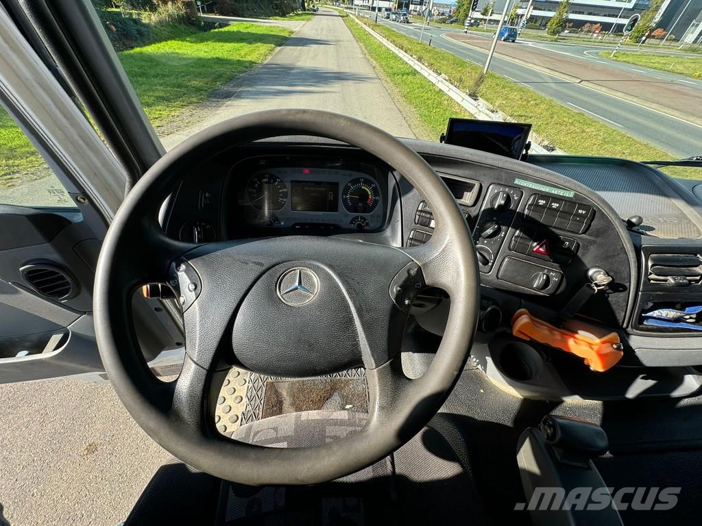 Mercedes-Benz Actros 2632 6x4 with Putzmeister BSF 24-4 11 24m c Nákladní auta s čerpadly betonu