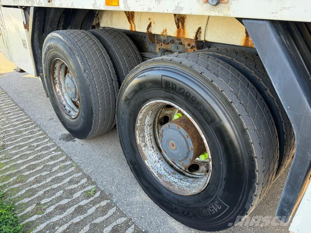 Mercedes-Benz Actros 2632 6x4 with Putzmeister BSF 24-4 11 24m c Camiões bomba Betão