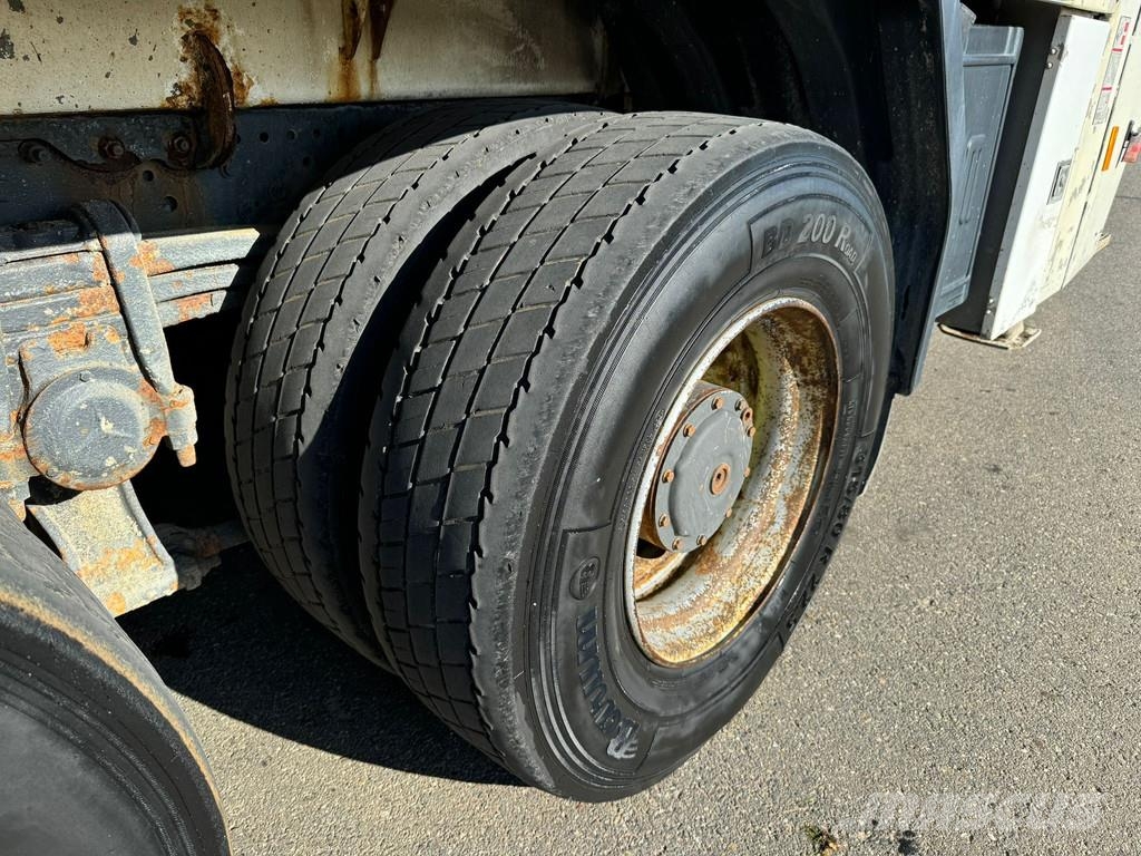 Mercedes-Benz Actros 2632 6x4 with Putzmeister BSF 24-4 11 24m c Nákladní auta s čerpadly betonu