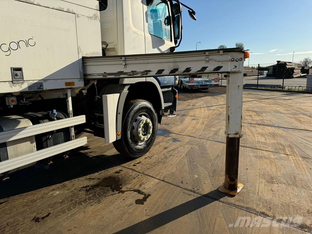Mercedes-Benz Actros 2632 6x4 with Putzmeister BSF 24-4 11 24m c Nákladní auta s čerpadly betonu
