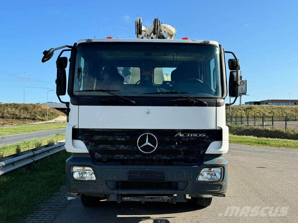 Mercedes-Benz Actros 2632 6x4 with Putzmeister BSF 24-4 11 24m c Nákladní auta s čerpadly betonu