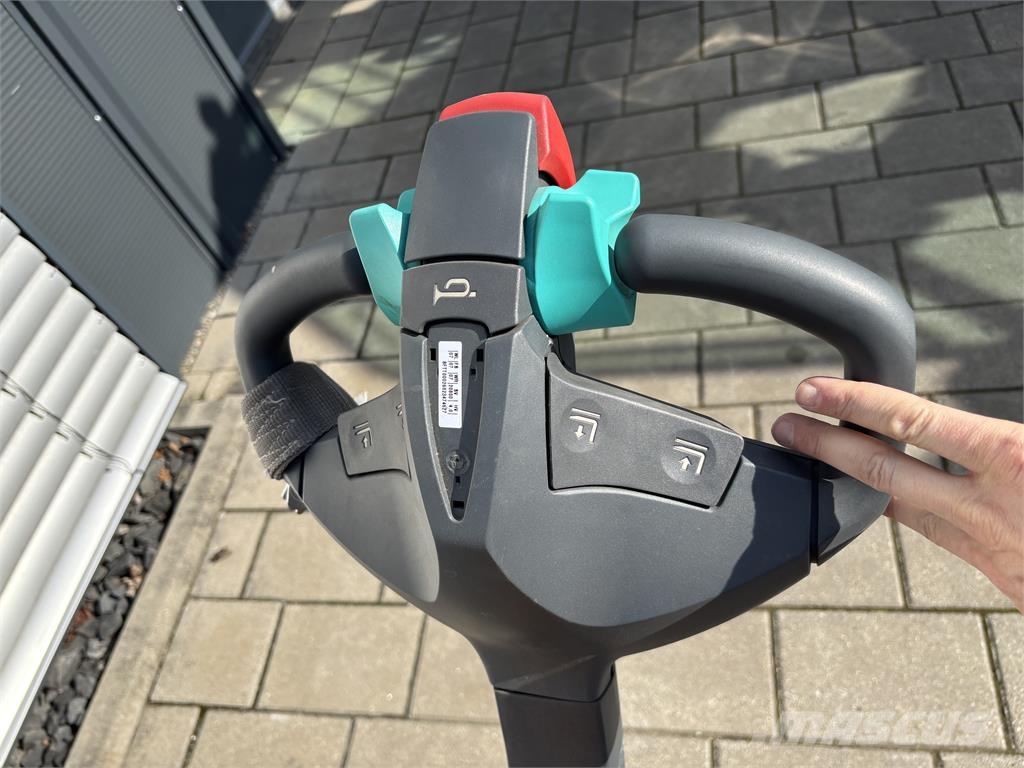 Jungheinrich EJE 120 Ručni električni viličar