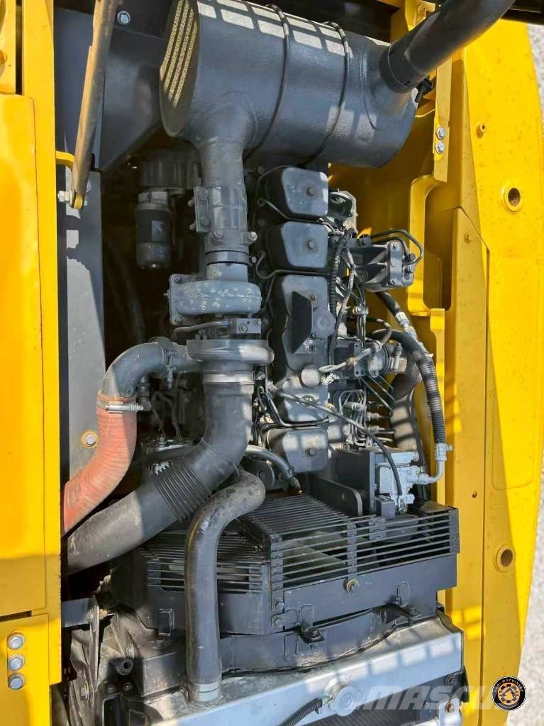 Komatsu PC200-7 Crawler excavators