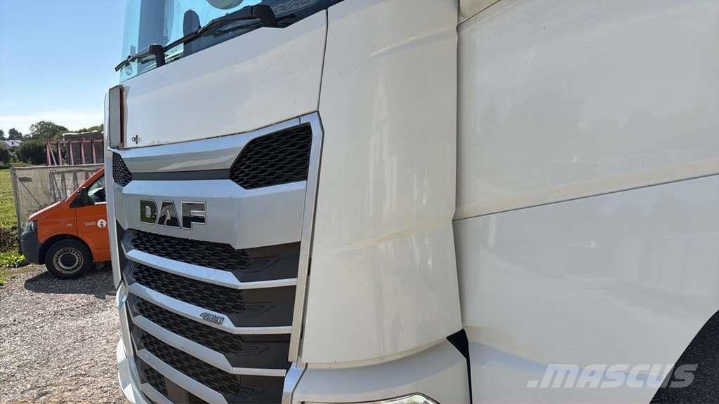 DAF XG 480FT شاحنات بمقصورة وهيكل