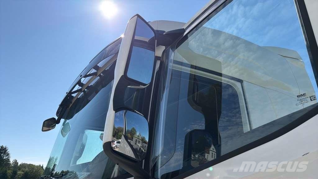 DAF XG 480FT شاحنات بمقصورة وهيكل
