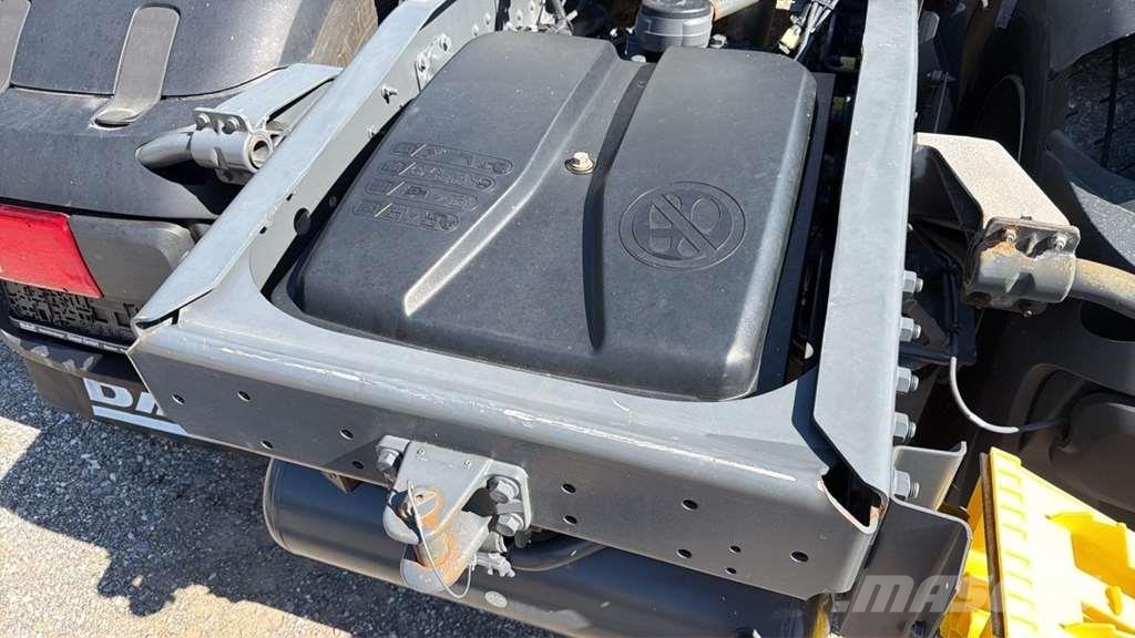 DAF XG 480FT شاحنات بمقصورة وهيكل