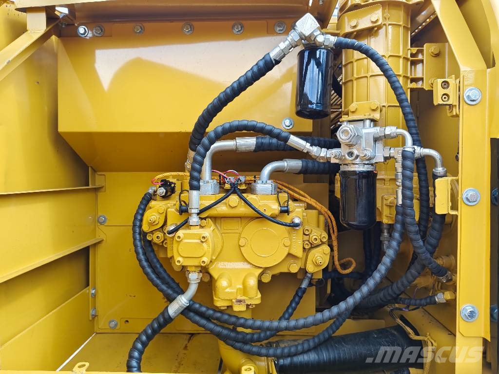 CAT 320 C L Crawler excavators