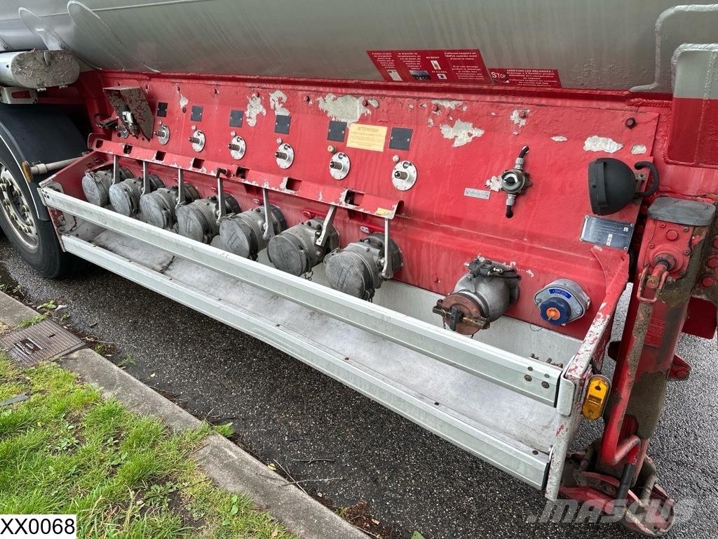 Trailor Fuel 40119 Liter, 7 Compartments Tanker semi-trailers