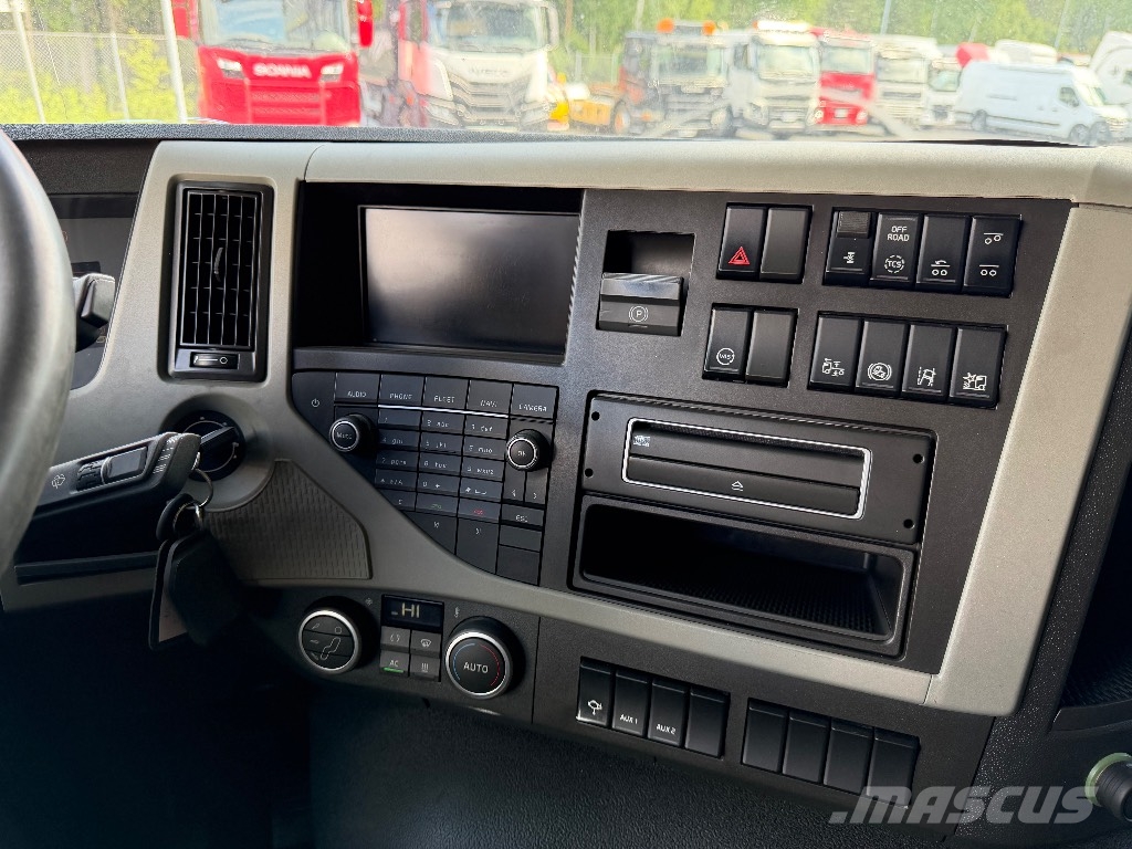 Volvo FM 500 6x2*4 Camiones desmontables
