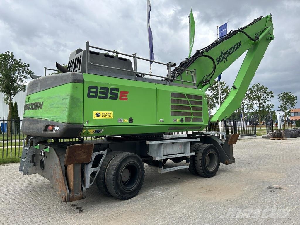 Sennebogen 835E مناولات المخلفات / مناولات صناعية