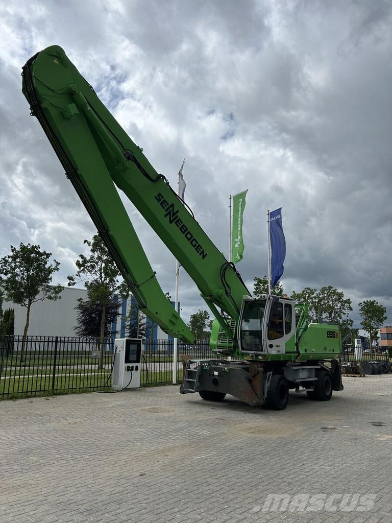 Sennebogen 835E مناولات المخلفات / مناولات صناعية