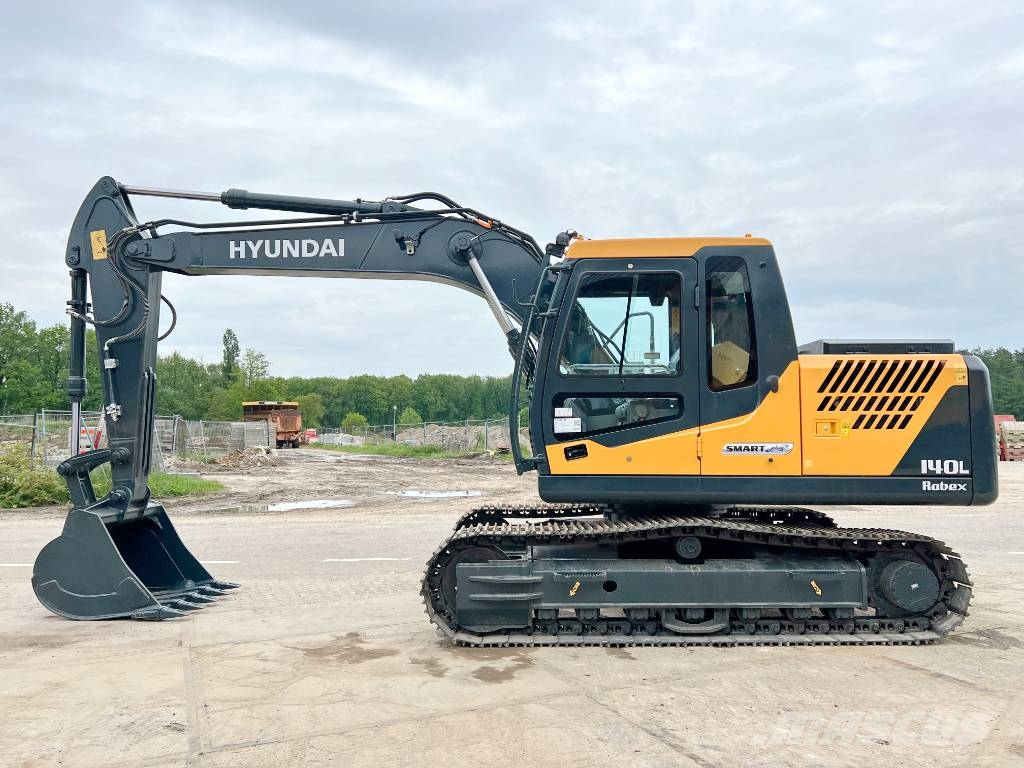 Hyundai R140L - New / Unused Excavadoras sobre orugas