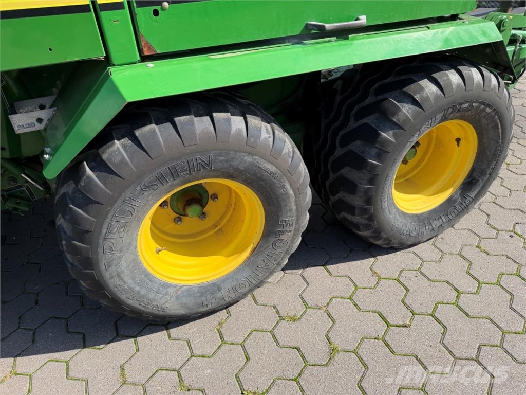 John Deere 744 Premium Muut maatalouskoneet