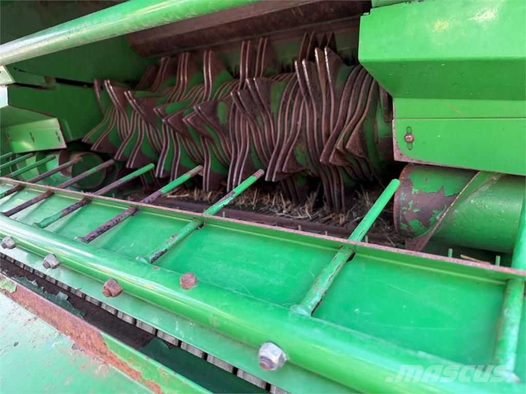 John Deere 744 Premium Muut maatalouskoneet