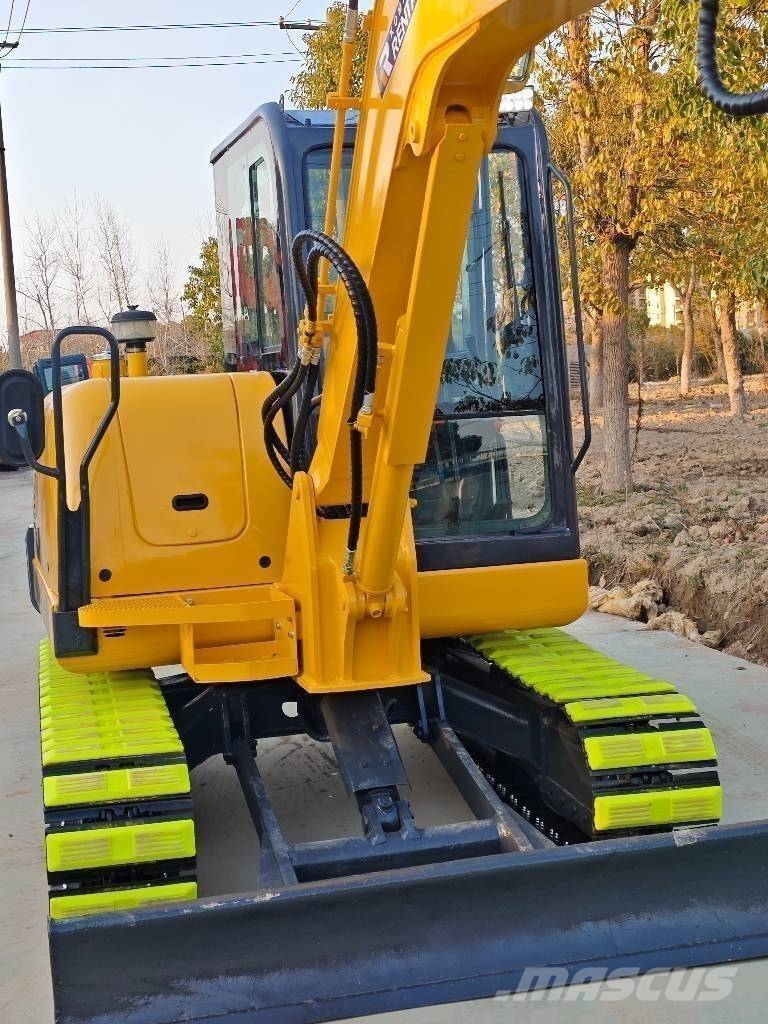 Komatsu PC 56 소형 굴삭기 7톤 미만