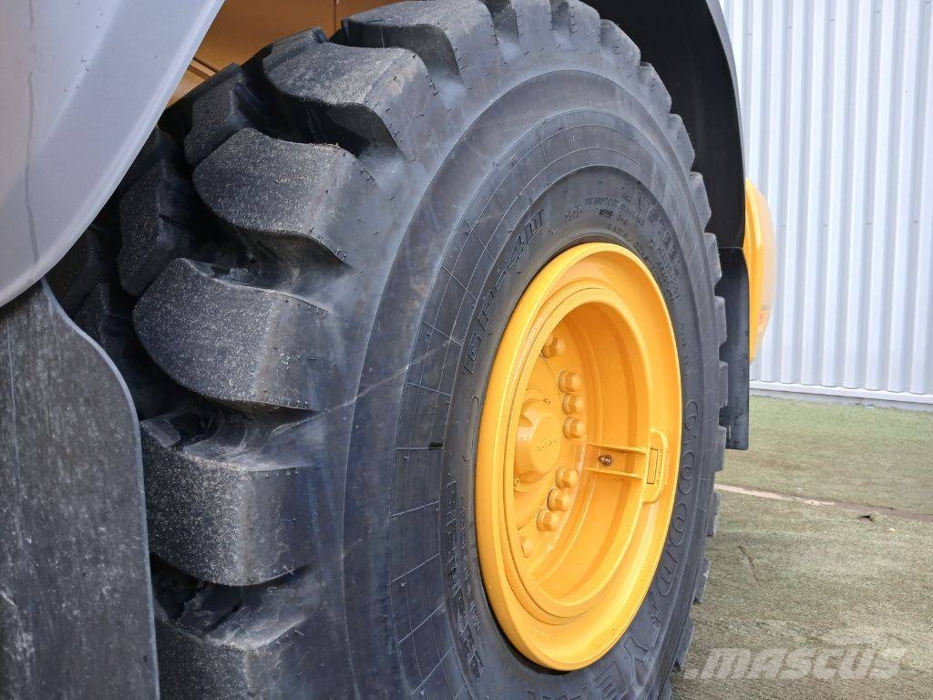Volvo L 120 H2, "SÅLD" Pás carregadoras de rodas