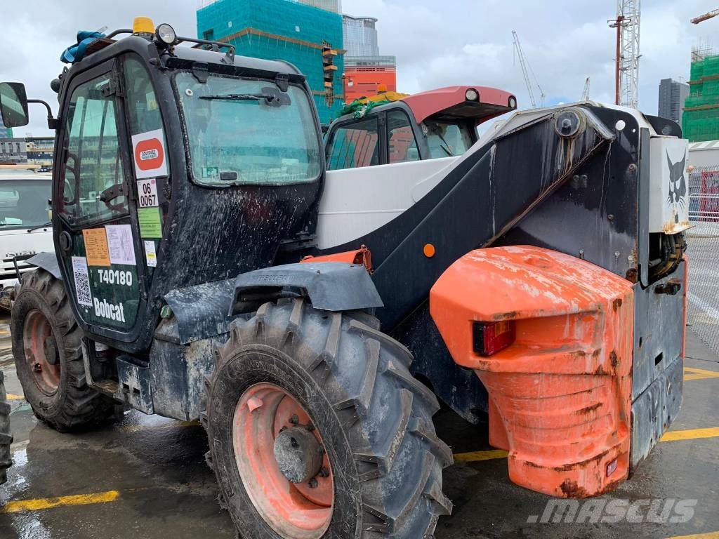 Bobcat Telehandler T40180 テレスコーピックハンドラー