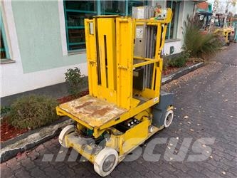 JLG TOUCAN DUO      V-3449 Vertikalūs stiebiniai keltuvai