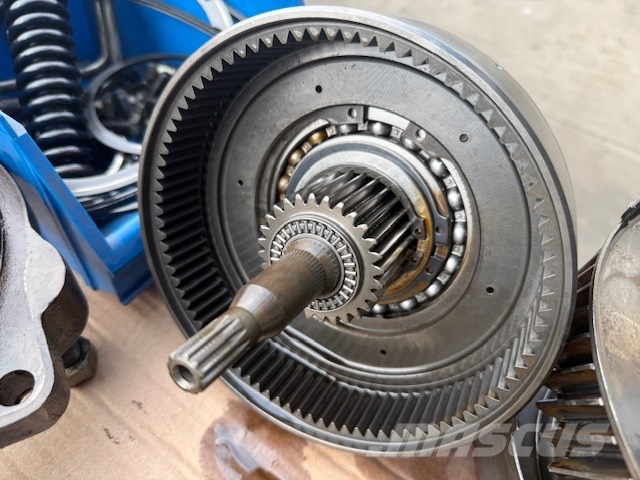 ZF 2HL-290 USED PARTS Transmisija