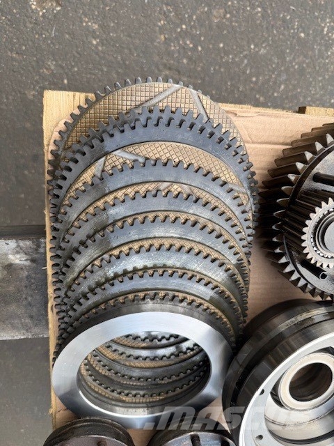 ZF 2HL-290 USED PARTS Transmisija