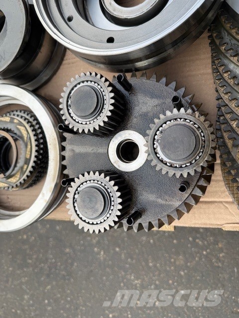 ZF 2HL-290 USED PARTS Transmisija