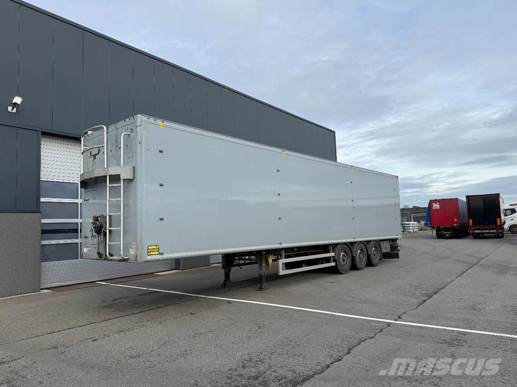 Kraker K-Force moving floor trailer Návesy s pohyblivou podlahou