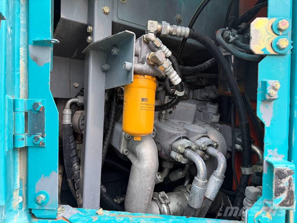 Hitachi ZX 225 US LC-5 B Bageri guseničari