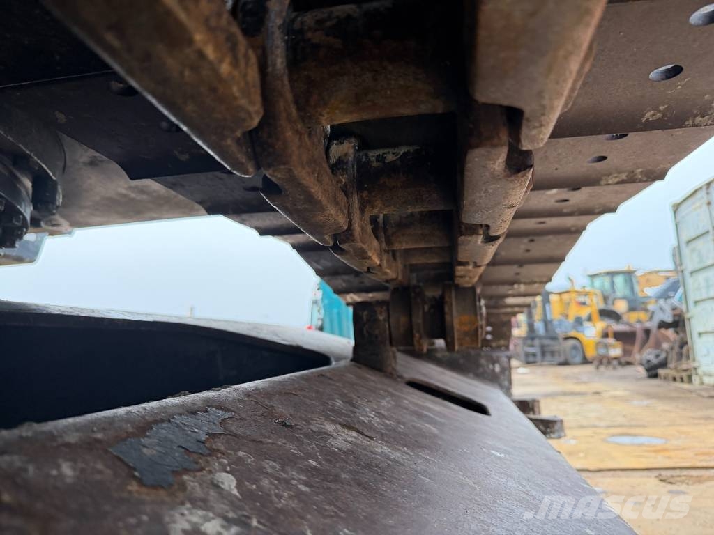 Hitachi ZX 225 US LC-5 B Bageri guseničari