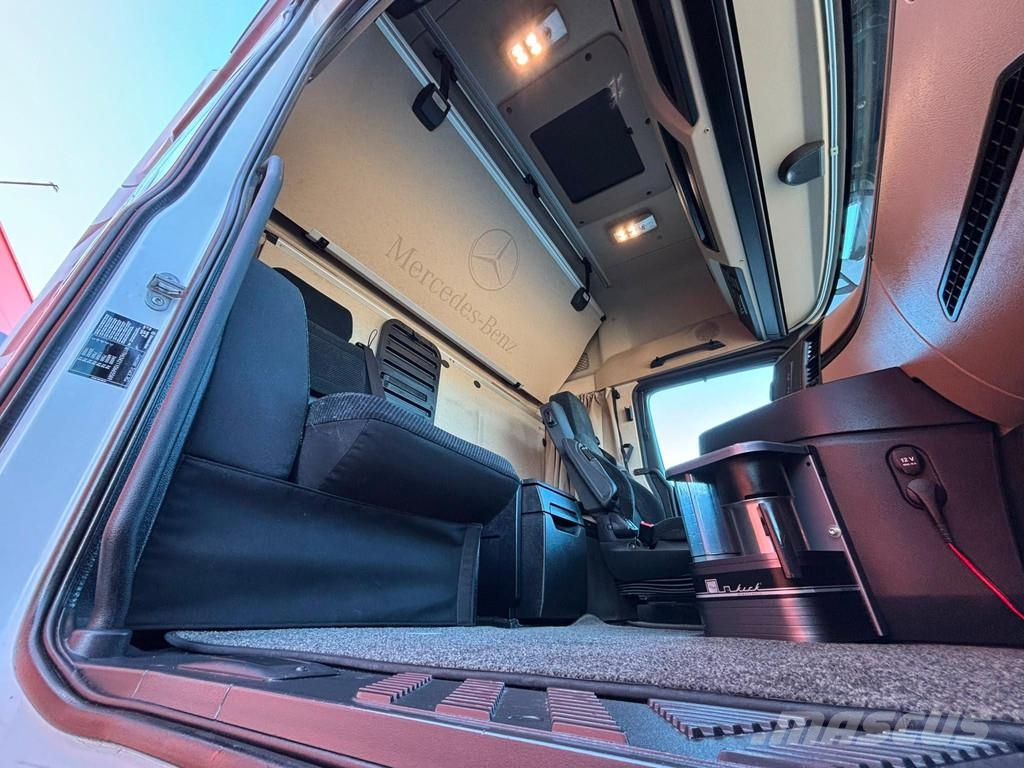 Mercedes-Benz Actros L 2553 6x2 GIGASPACE Tegljači