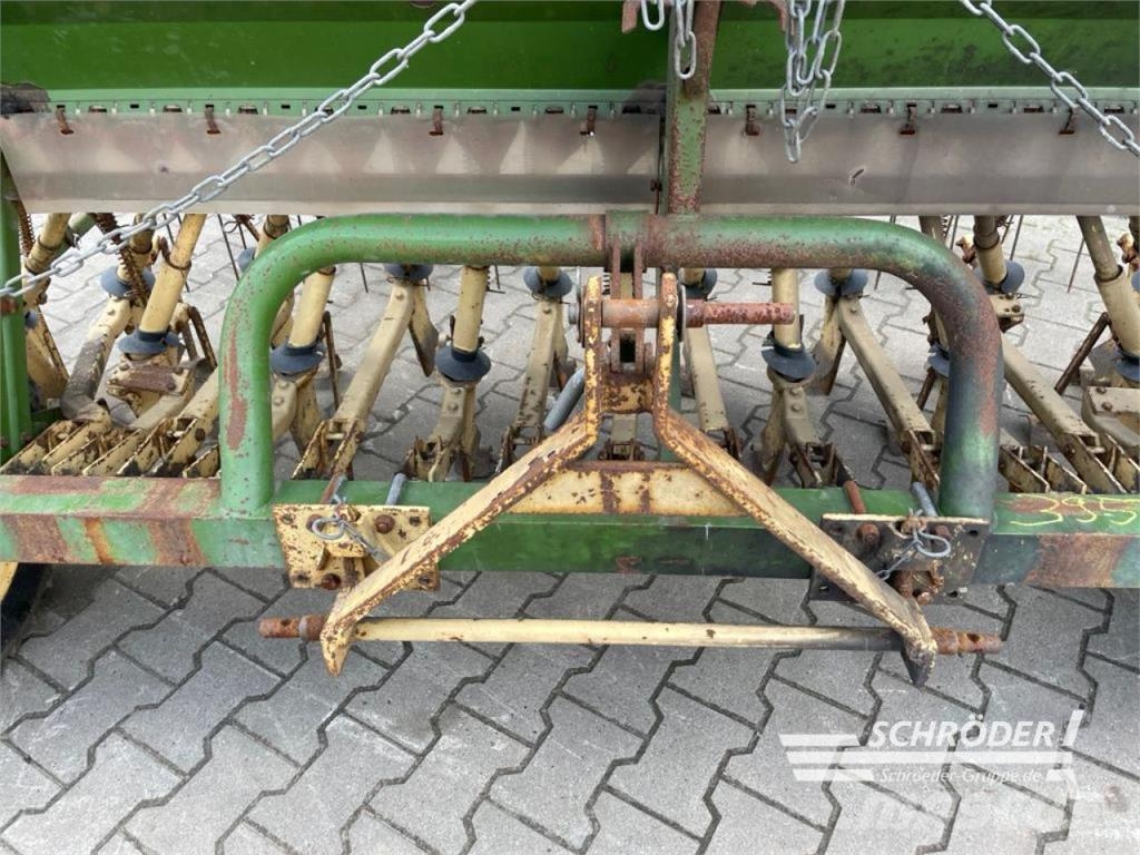 Amazone D4-25 Mechanické sejačky