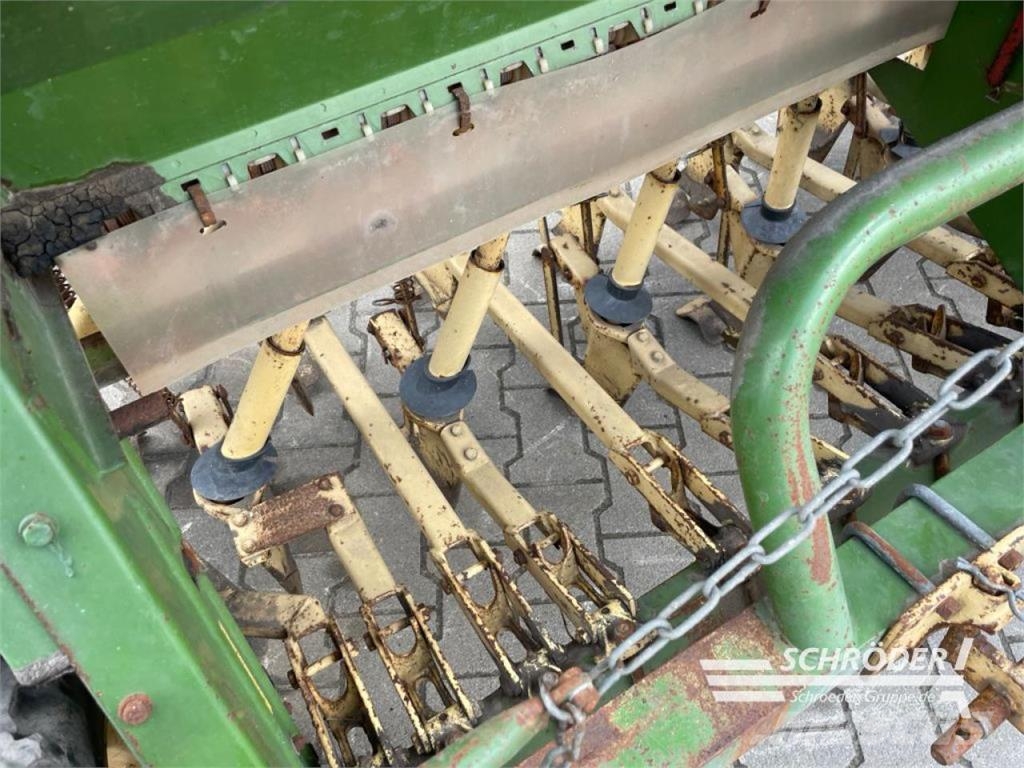 Amazone D4-25 Mechanické sejačky