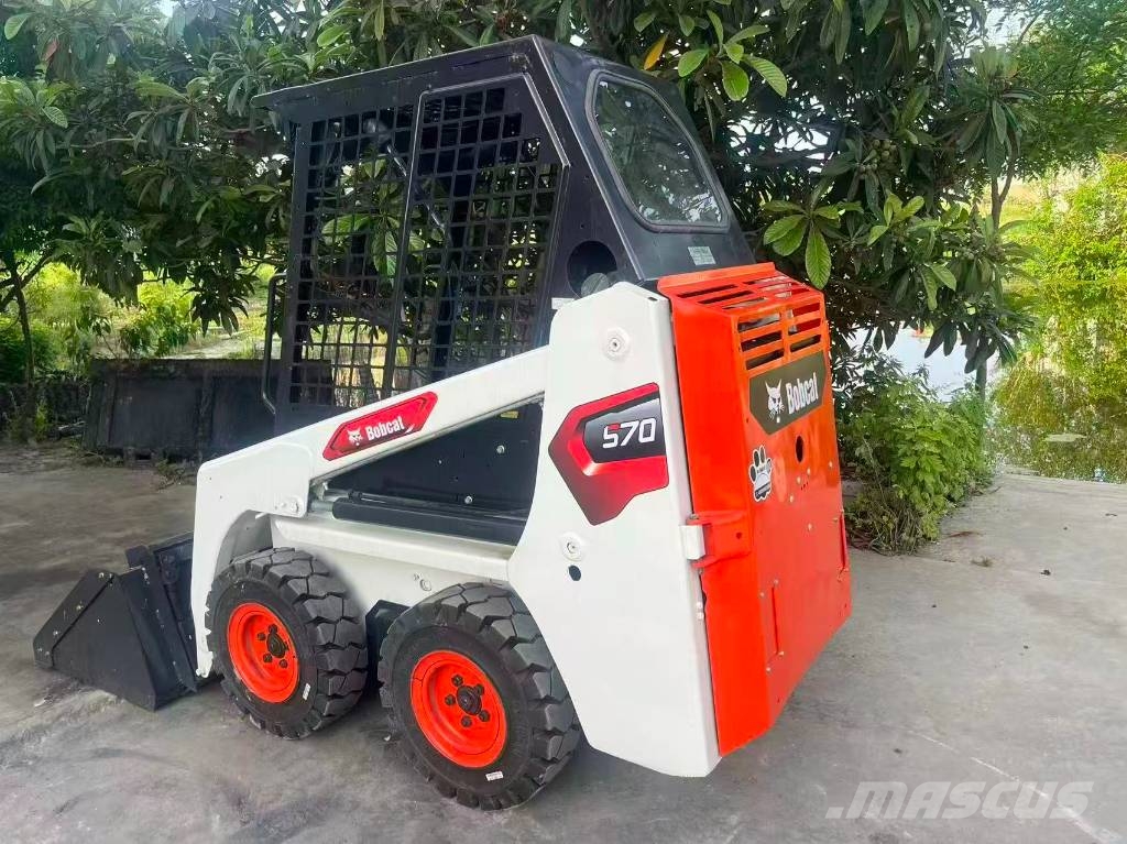 Bobcat S 70 Kompaktrakodók