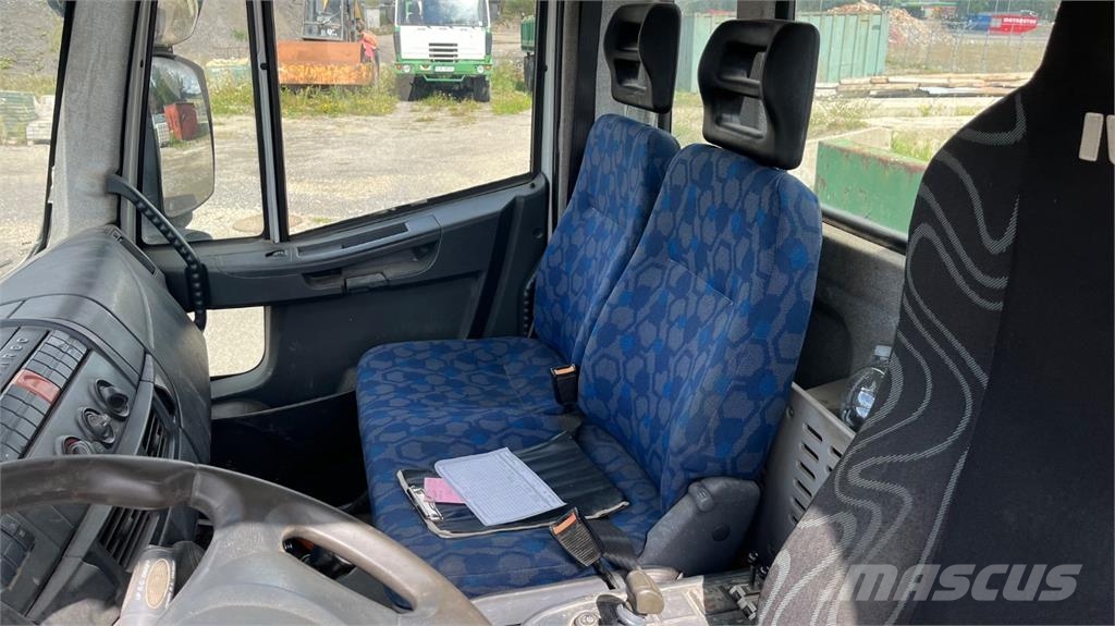 Iveco EUROCARGO 100E18 Kamioni-šasije