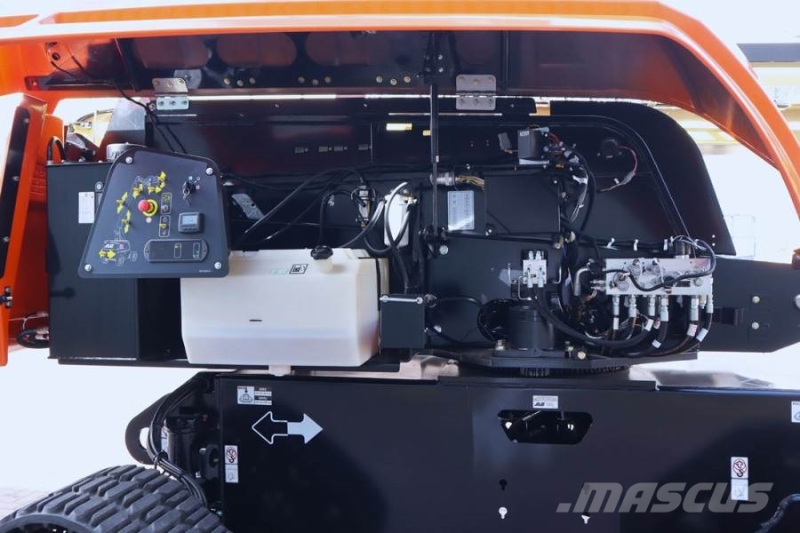 JLG 660SJ Quad Tracks Also Available For Rent, New, Di Telescoophoogwerkers
