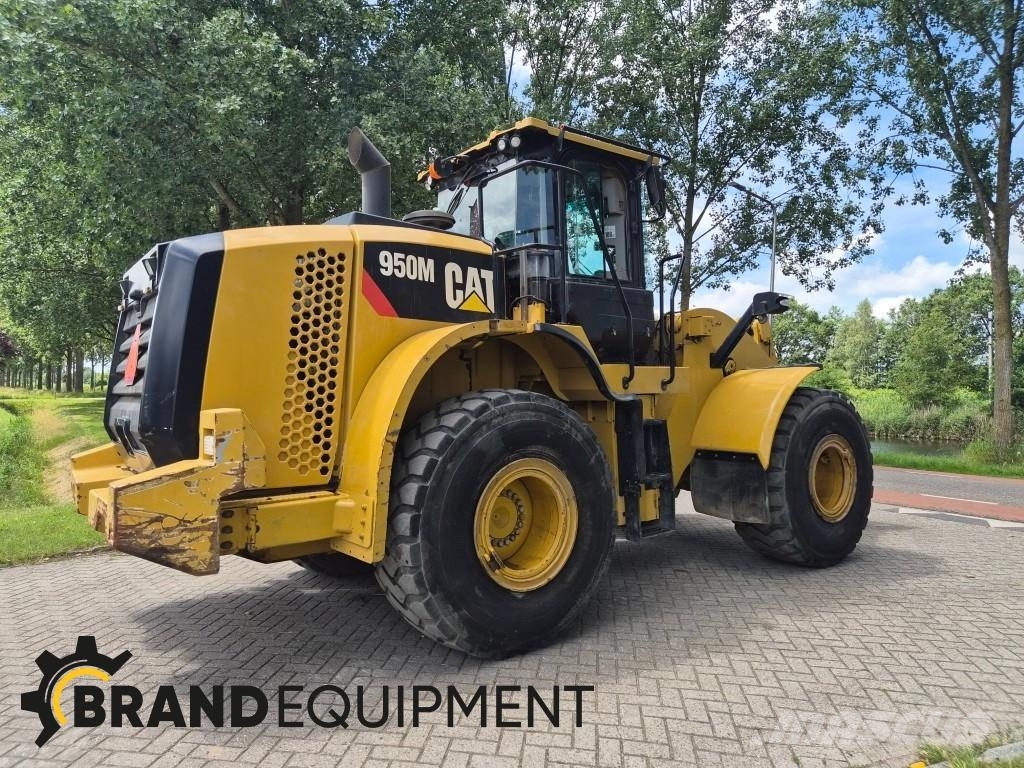CAT 950M 轮式装载机