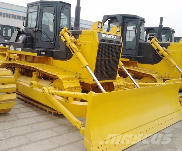 shantui SD32 Series:SD32 Buldooserid