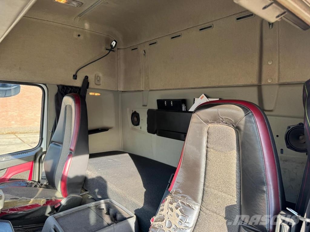 Volvo FM460 8X2 EURO 6 + 24.000 LITERS TANK + 5 COMPARTI Tartályos teherautók