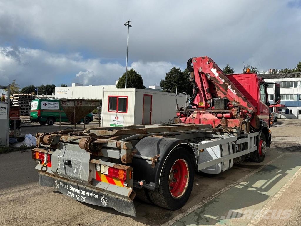 Mercedes-Benz AXOR 1829 4X2 + HMF 1560K4 + CABLELIFT + REMOTE CO Treileri ar āķi