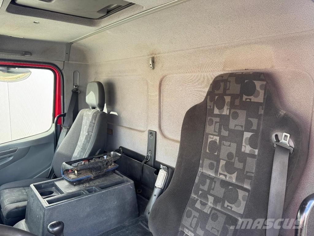 Mercedes-Benz AXOR 1829 4X2 + HMF 1560K4 + CABLELIFT + REMOTE CO Treileri ar āķi