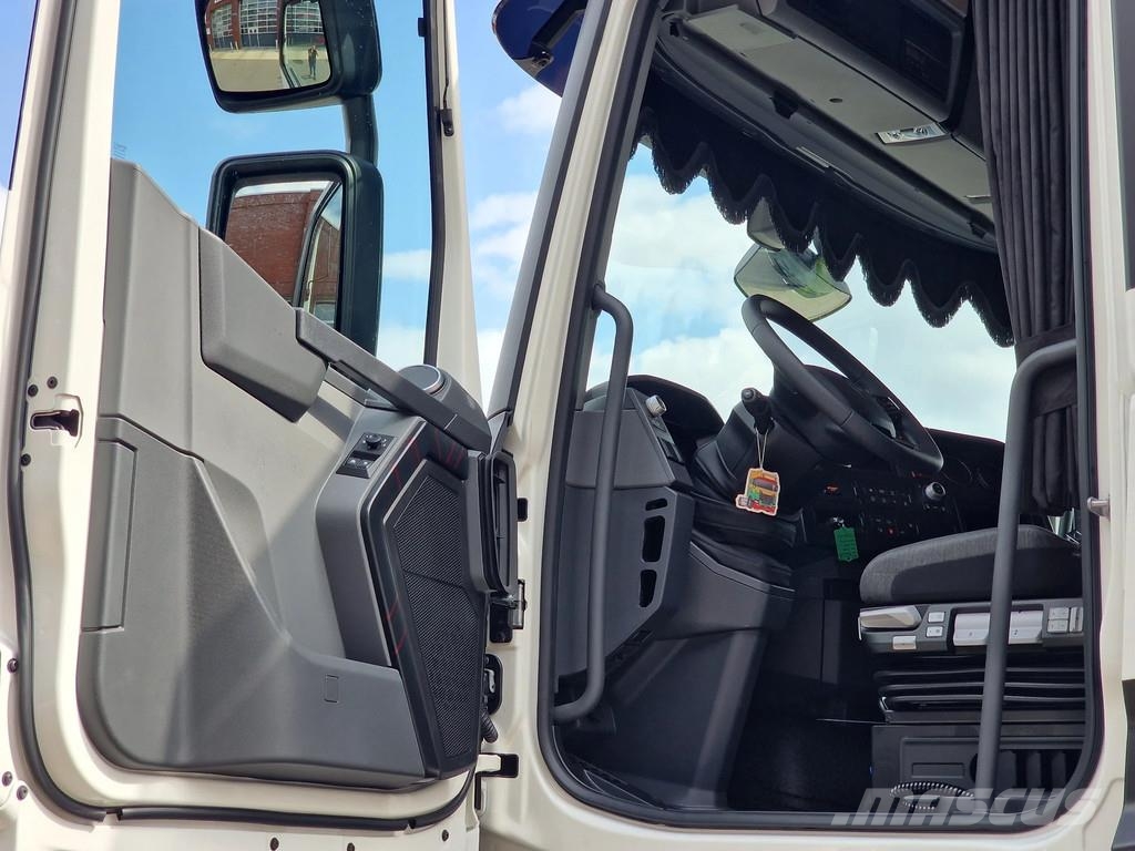 Renault T520 4x2 - NEW - Retarder - VAEX Edition - Night c Trækkere