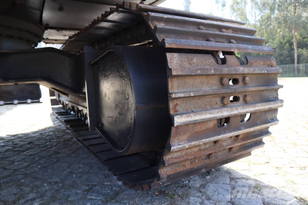 CASE CX 130 D Bageri guseničari
