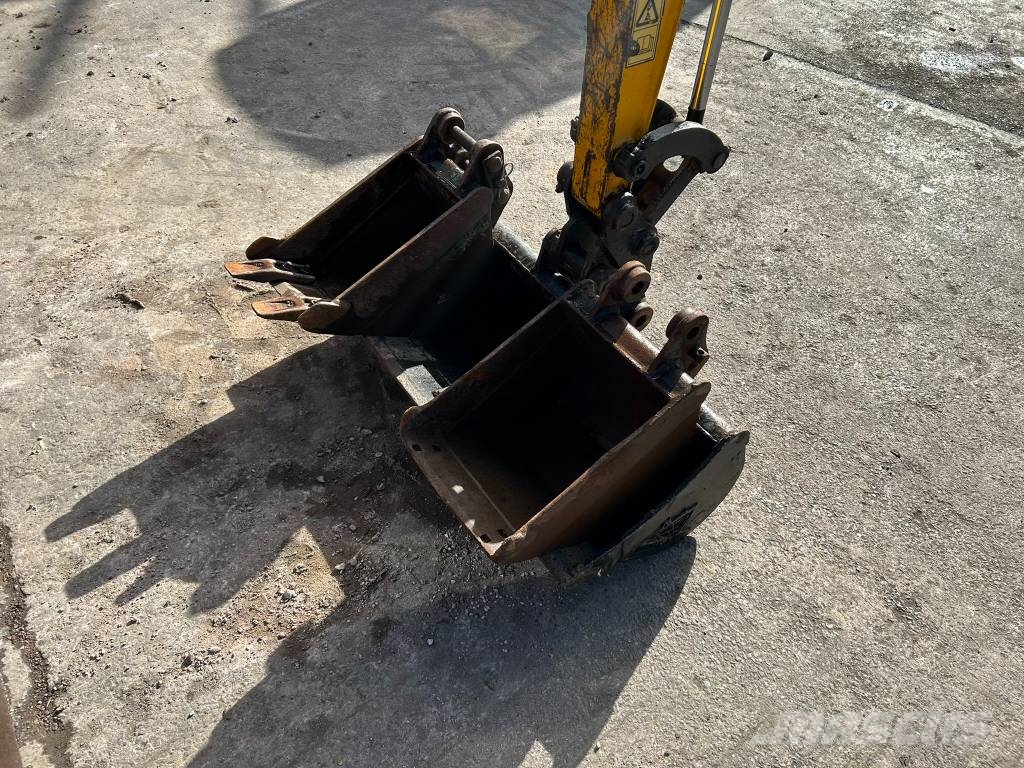 JCB 15 C-1 Mini rýpadla < 7t