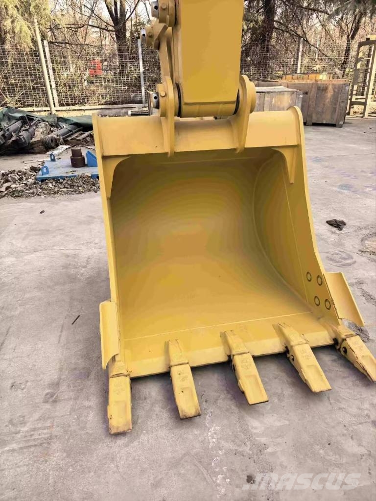 CAT 323gx 중형굴삭기 7톤-28톤