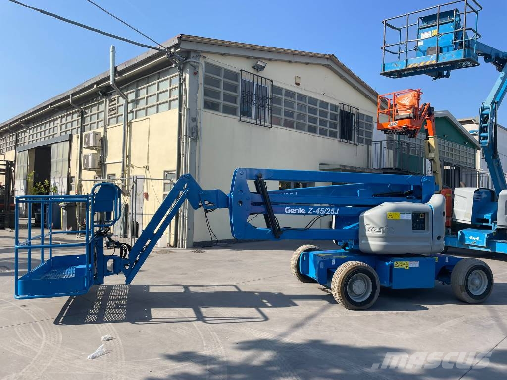 Genie Z 45/25 J BI Karos emelők
