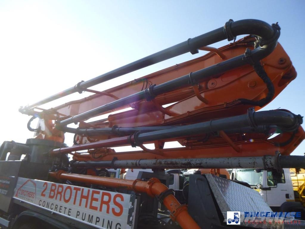 Mercedes-Benz Axor 2633 6x4 RHD Sermac SCL 130 concrete pump 32 Бетононасосы