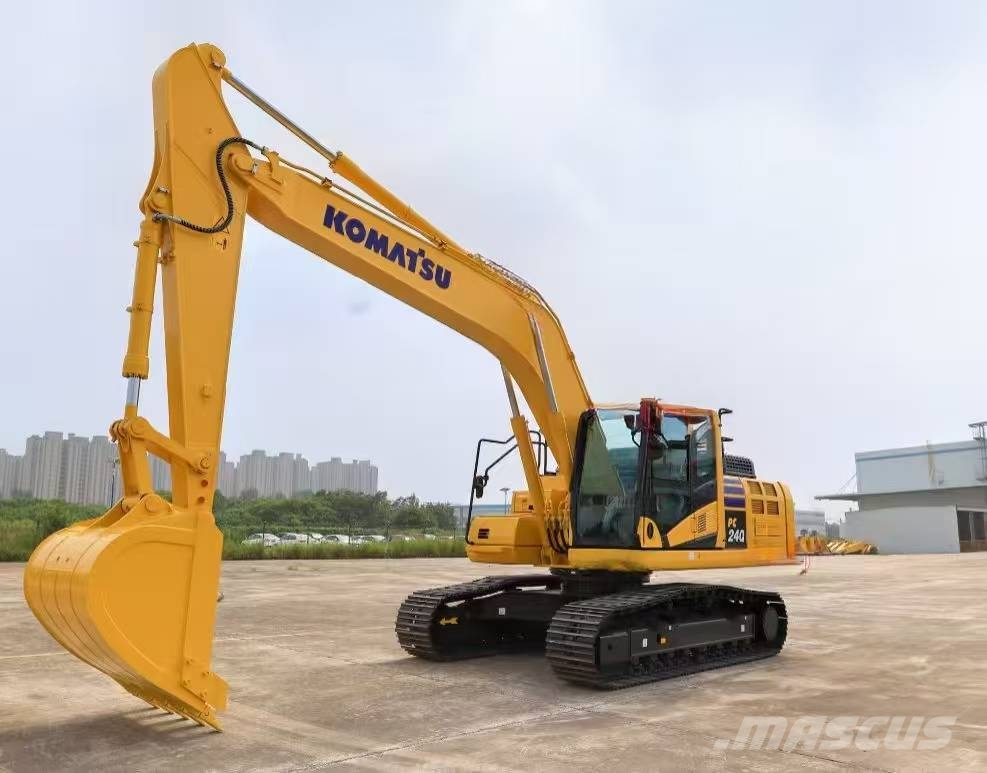 Komatsu PC 240 LC-11 Vikšriniai ekskavatoriai