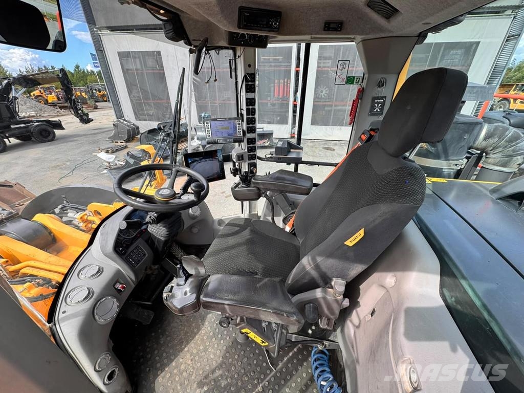 Volvo L260H Wielladers