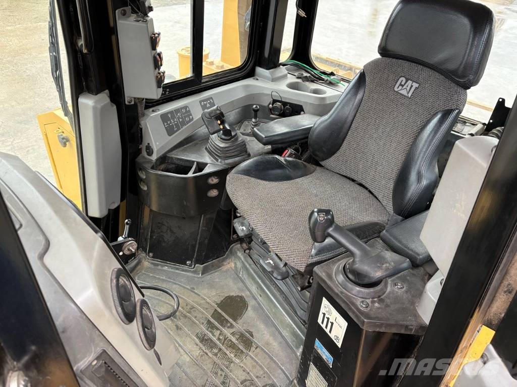 CAT D 6 T LGP Rupsdozers