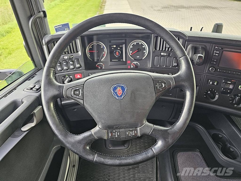 Scania R450 Тягачі