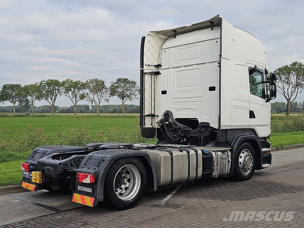 Scania R450 Тягачі
